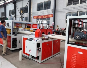 Máy đùn ống nhựa UPVC