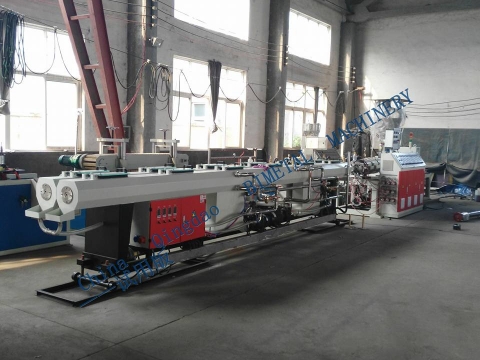 Dây chuyền máy sử dụng cho ngành nhựa
